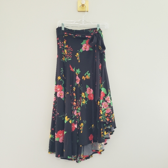 Cabi Floral Drama Wrap Skirt Medium Black Multicolor High-Low Midi Asymmetrical - Picture 3 of 10